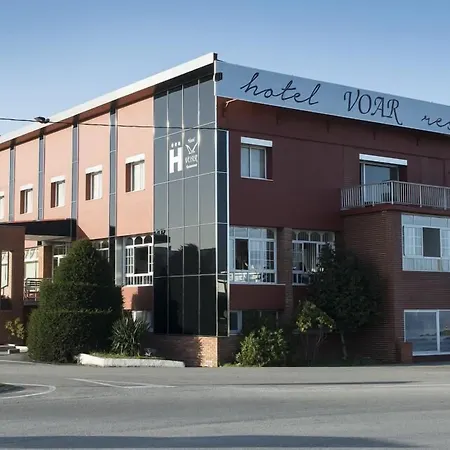 Voar ホテル 3*