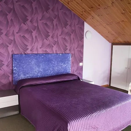 Voar Hotel 3*