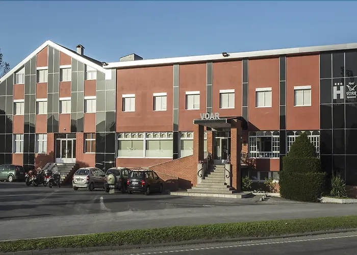 Voar Hotel 3*